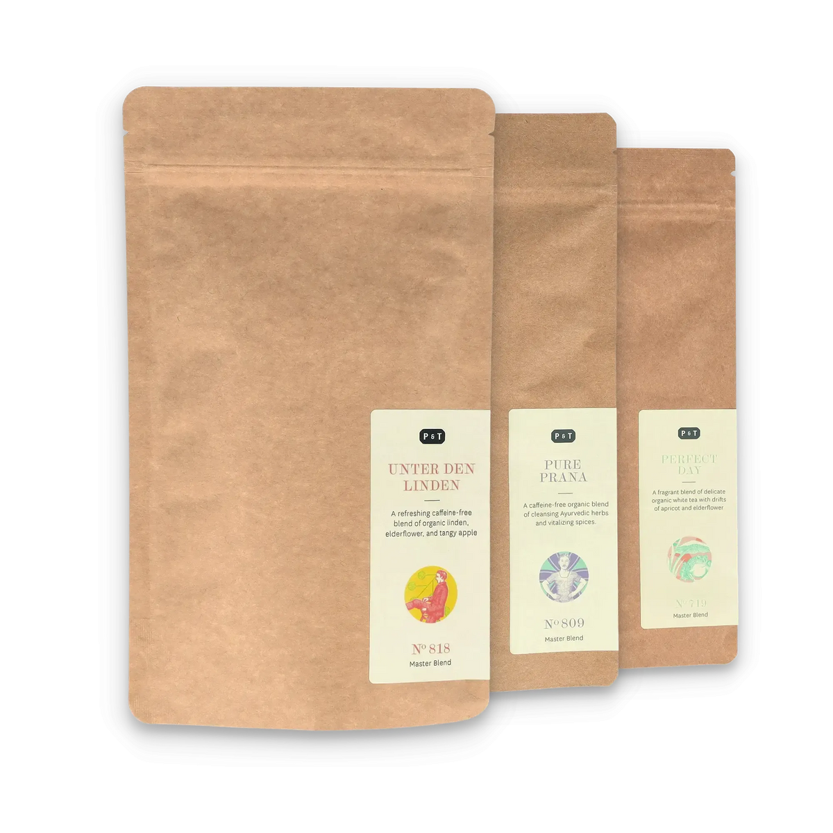 Drei braune Kraftpapier-Teebeutel mit P & T Etiketten: UNTER DEN LINDEN, PURE PRANA, PERFECT DAY.